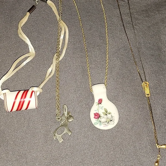 Jewelry Bundle - Picture 3 of 5